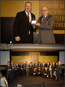 Mehmet Tütüncü ödülü, Quatar Airways Türkiye ve Offline Balkanlar Satış Müdürü Ferit Aksun'dan aldı.